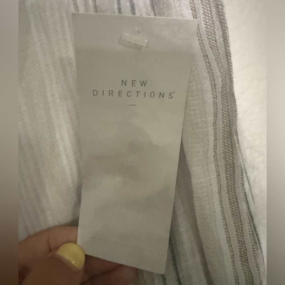NEW WITH TAGS White, Tan and Gray Gauzy Maxi Skirt, size XL or Extra Large - Picture 4 of 6